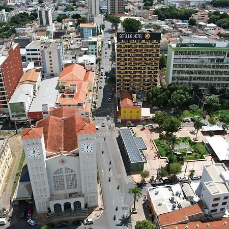 Getúllio Hotel Cuiabá Exterior foto